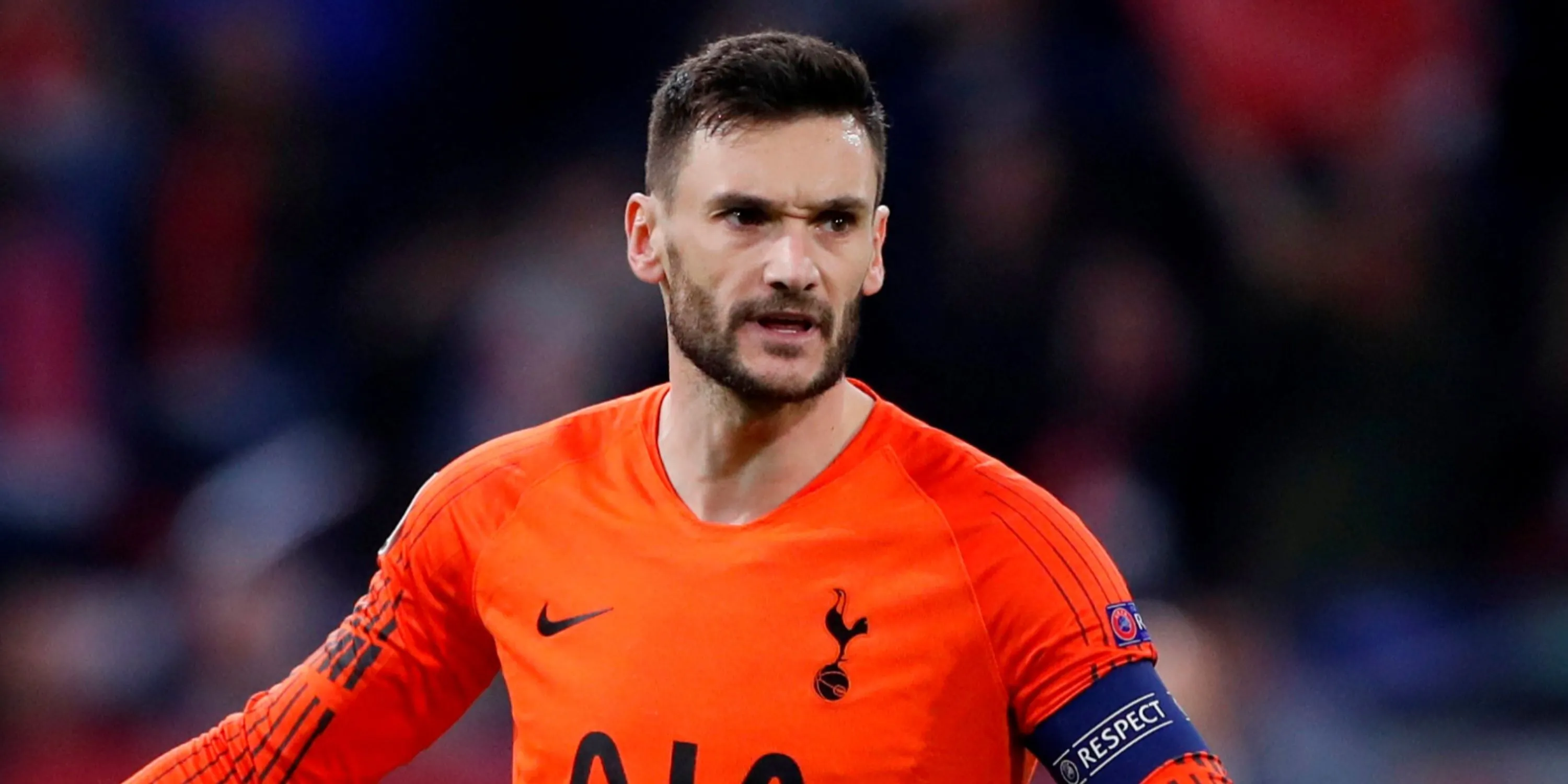 Đội trưởng Hugo Lloris của Tottenham Hotspur
