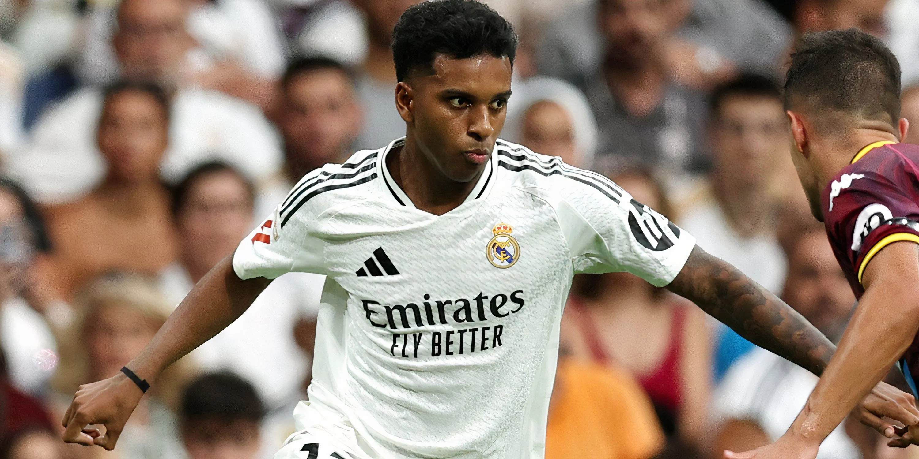 Ngôi sao tấn công Rodrygo thi đấu cho Real Madrid, đang được Chelsea theo đuổi