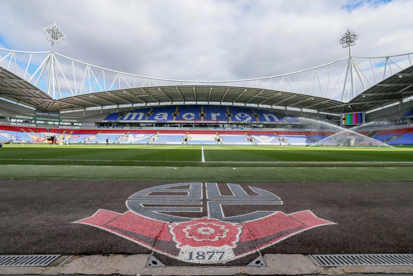 Sân vận động Macron, sân nhà của Bolton Wanderers.