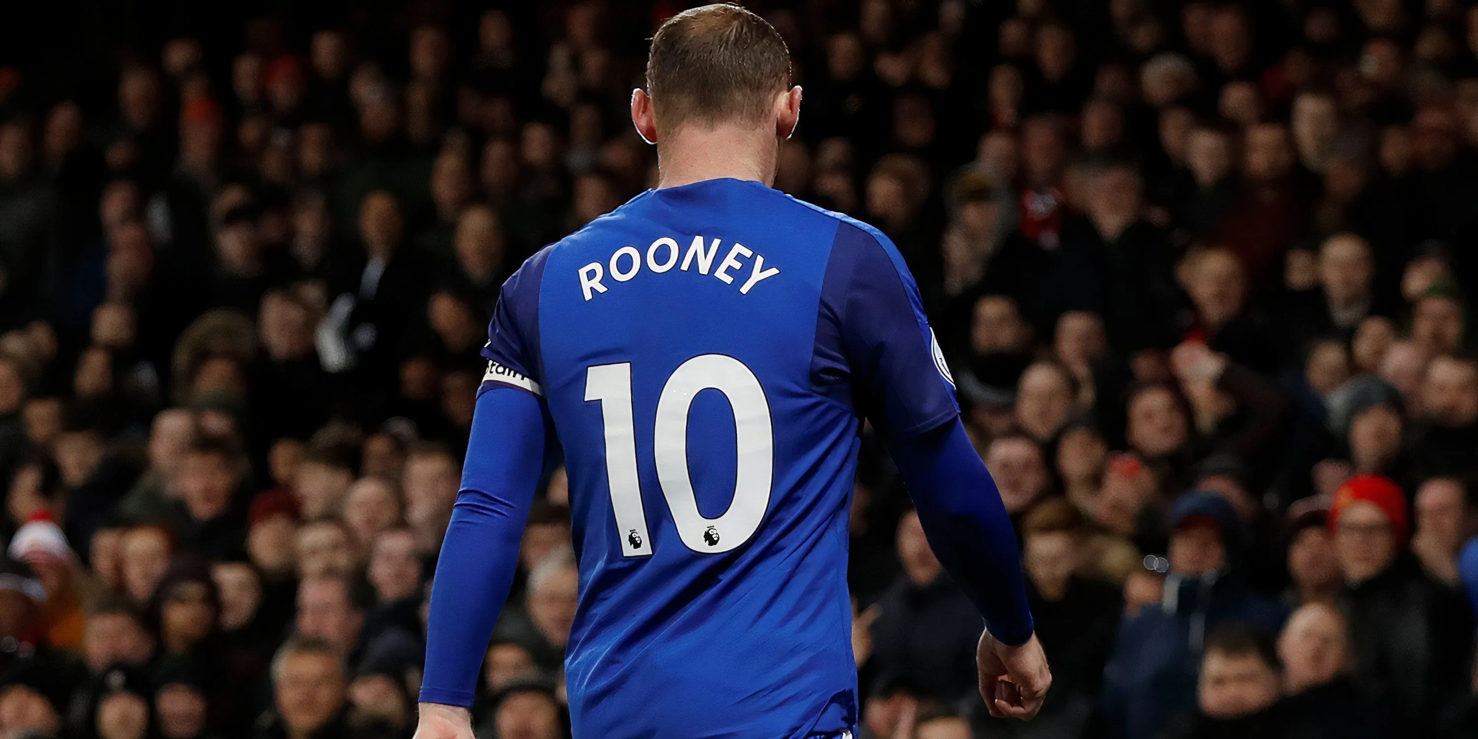 Wayne Rooney khoác áo số 10 của Everton.