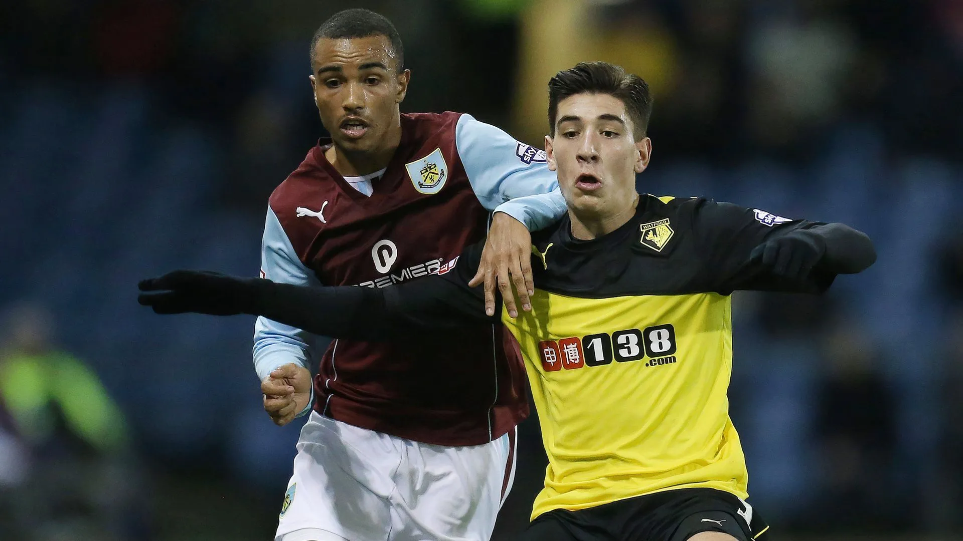 Hector Bellerin thi đấu cho Watford