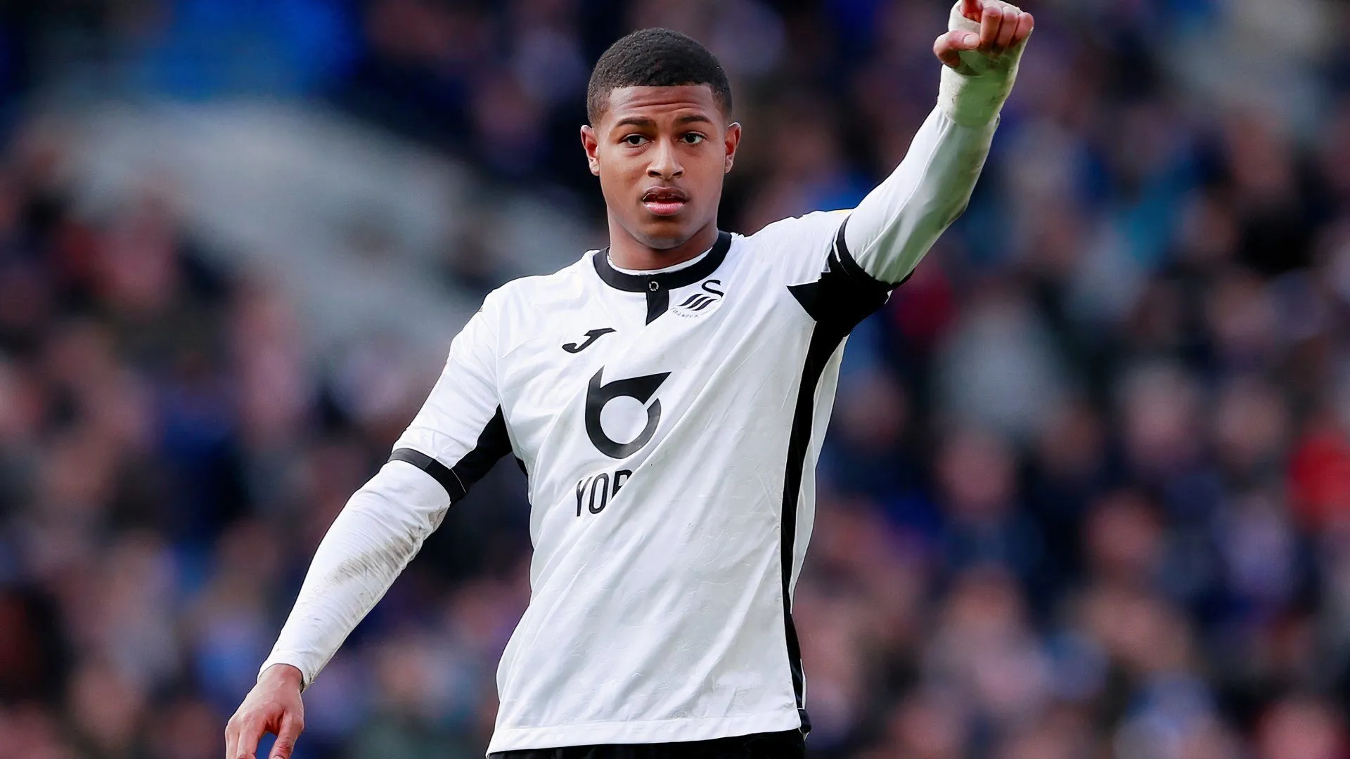 Rhian Brewster trong màu áo Swansea City thời đỉnh cao phong độ