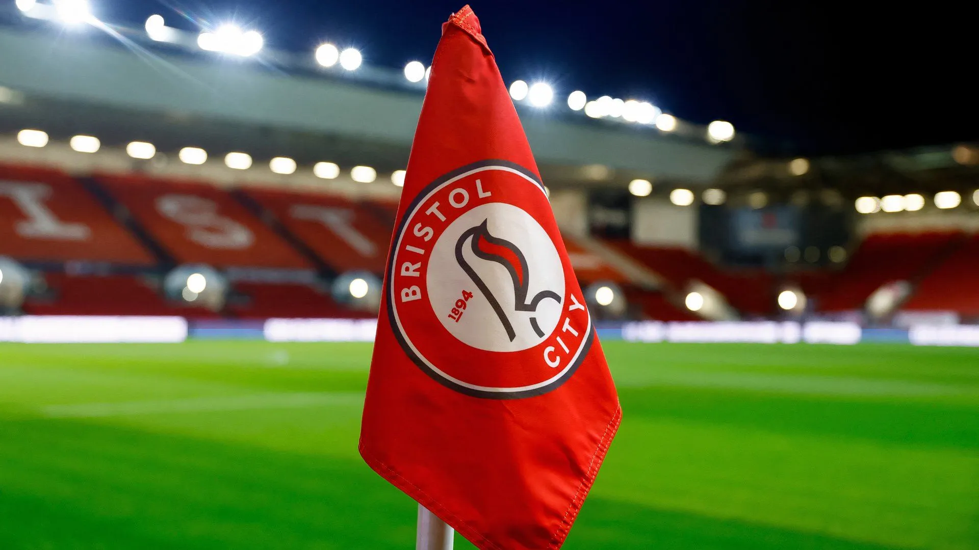 Sân vận động Ashton Gate của Bristol City, nơi huyền thoại John Cleese hâm mộ