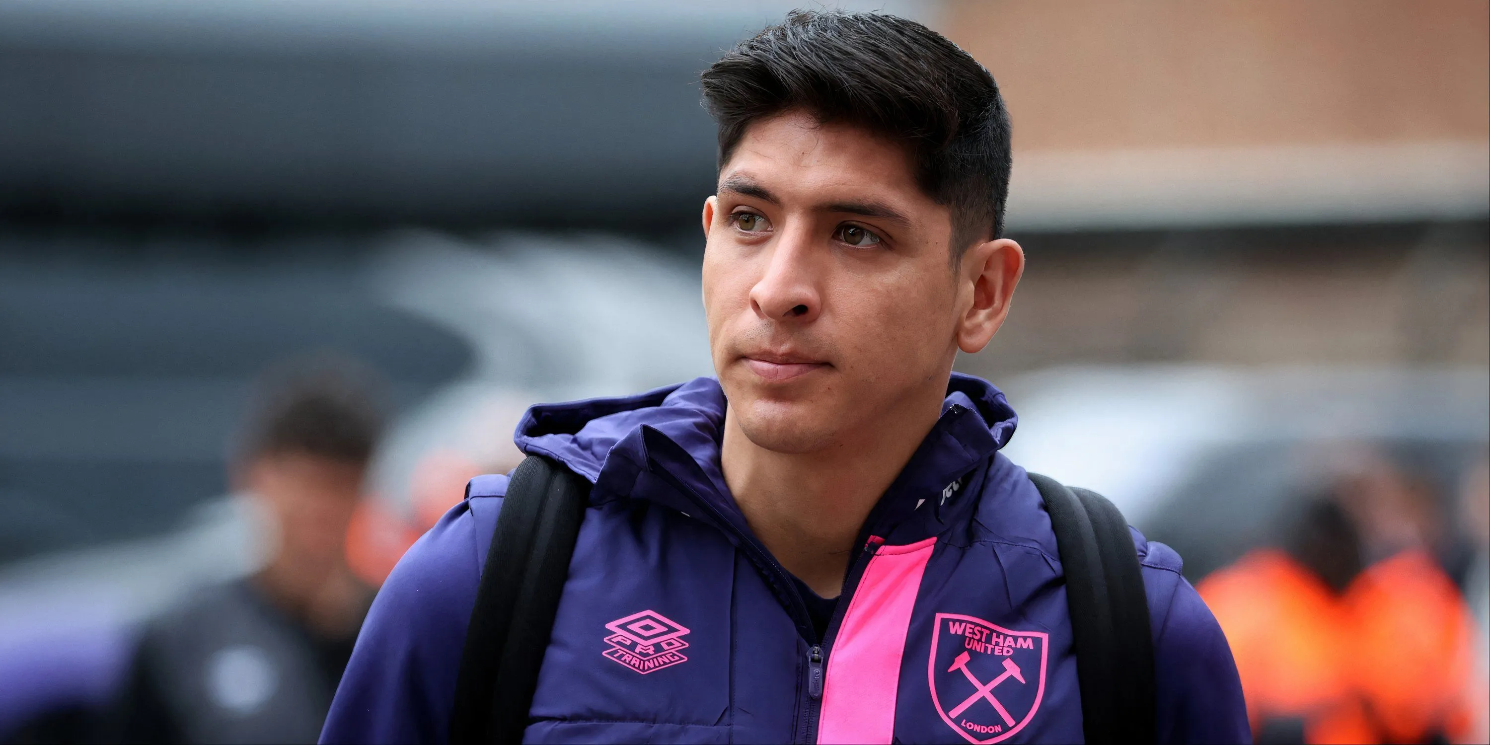 Tiền vệ Edson Alvarez trong màu áo West Ham trước khi rời đi