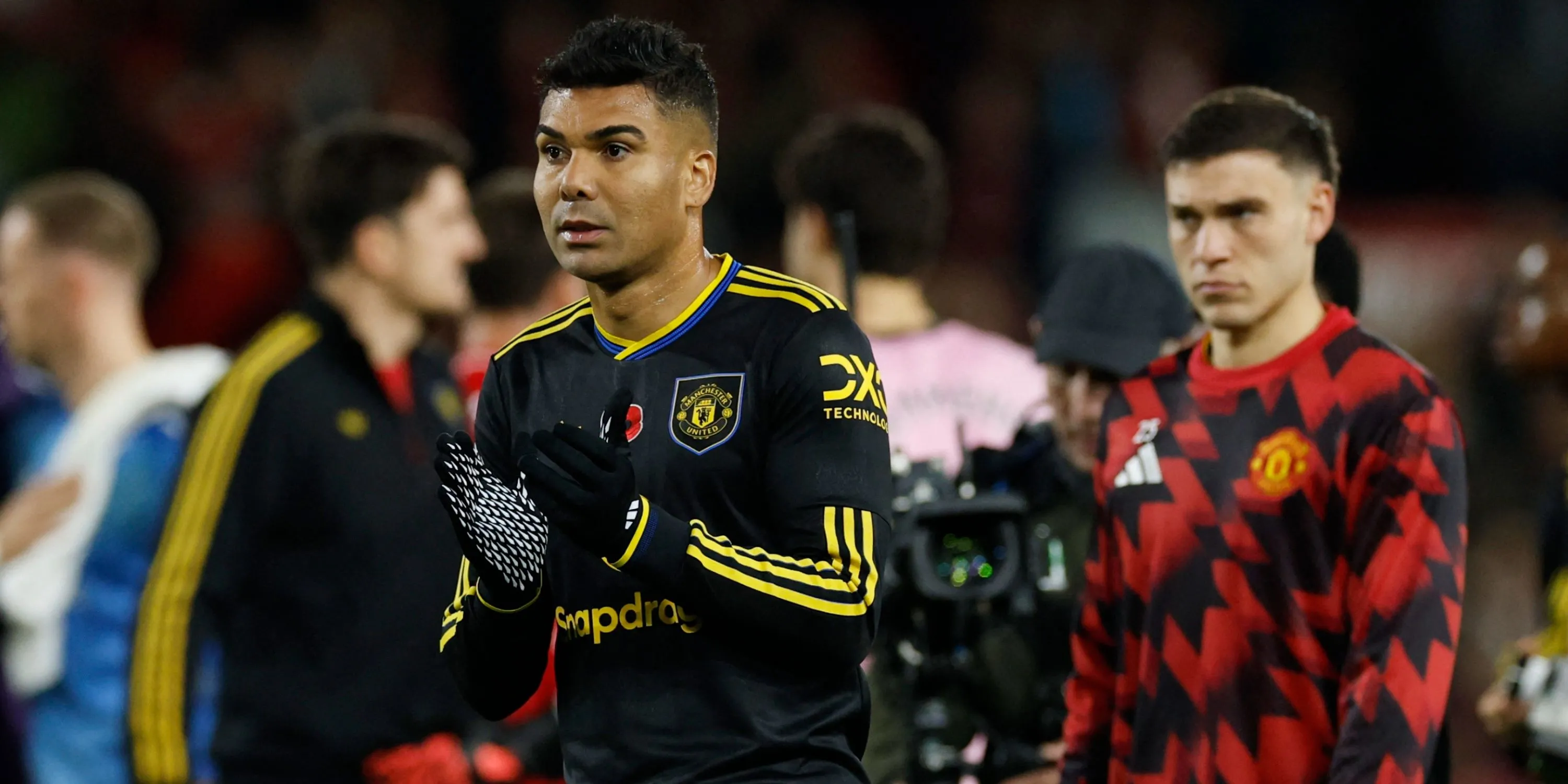 Casemiro tập luyện cùng đội bóng Manchester United