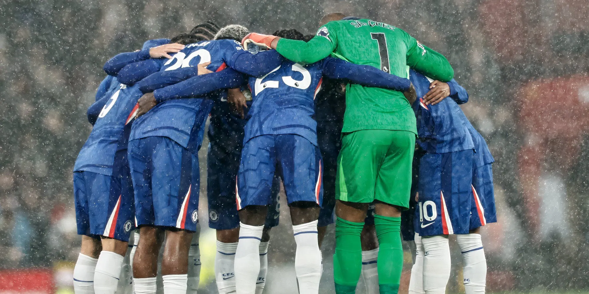 Những cầu thủ Chelsea trong trang phục sân nhà Premier League